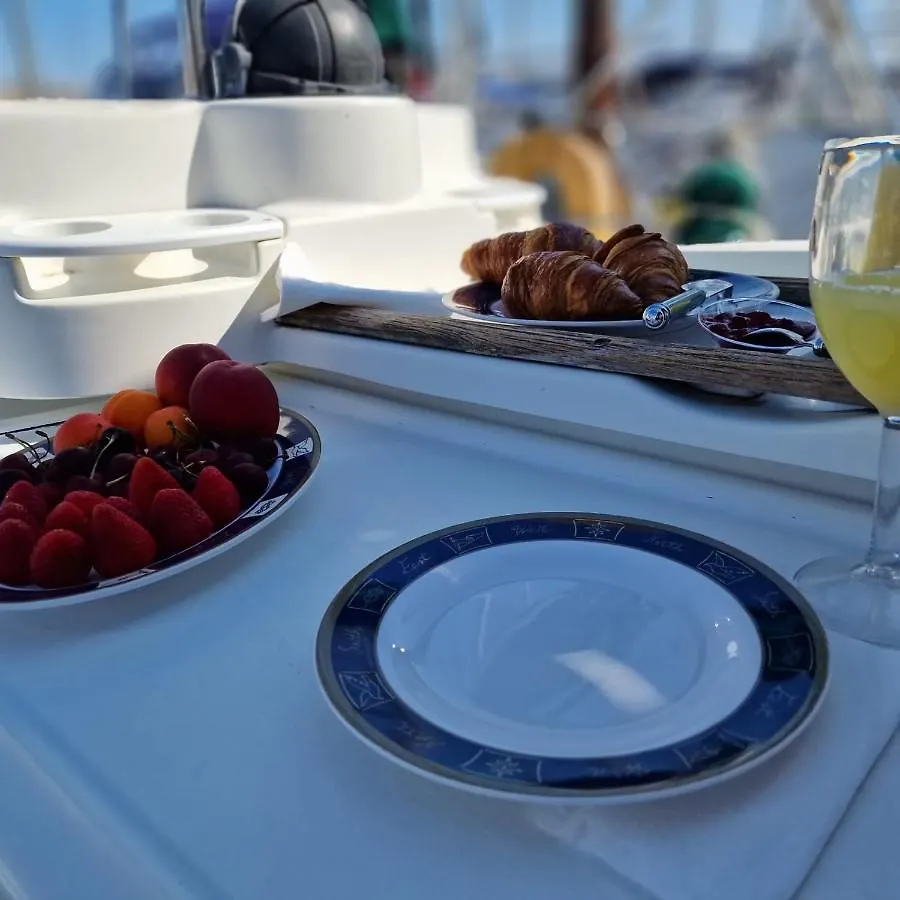 Umbolina Hotel Cascais Botel
