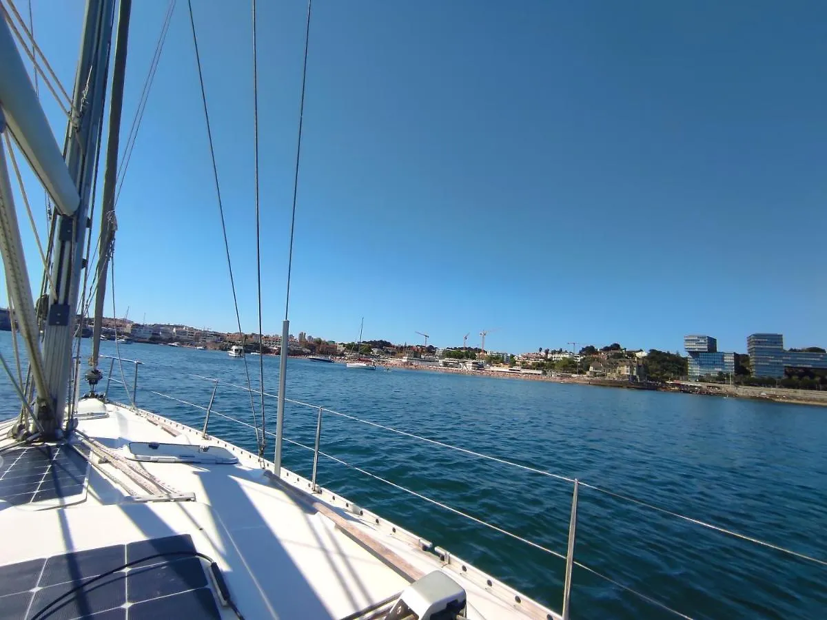 Botel Umbolina Hotel Cascais